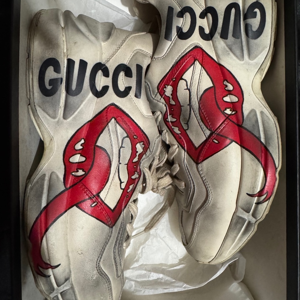 Gucci sneakers